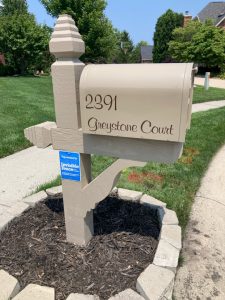 Estes Mailbox